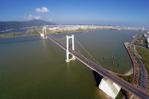 Description: Cầu Thuận Phước vào ban ngày