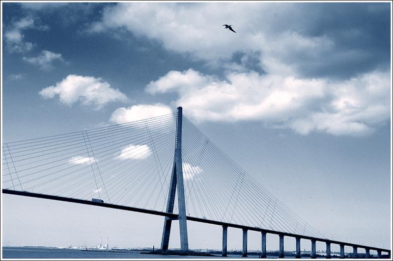 Description: http://i.pbase.com/u34/isamonov/large/41323133.BridgeinNormandy.jpg